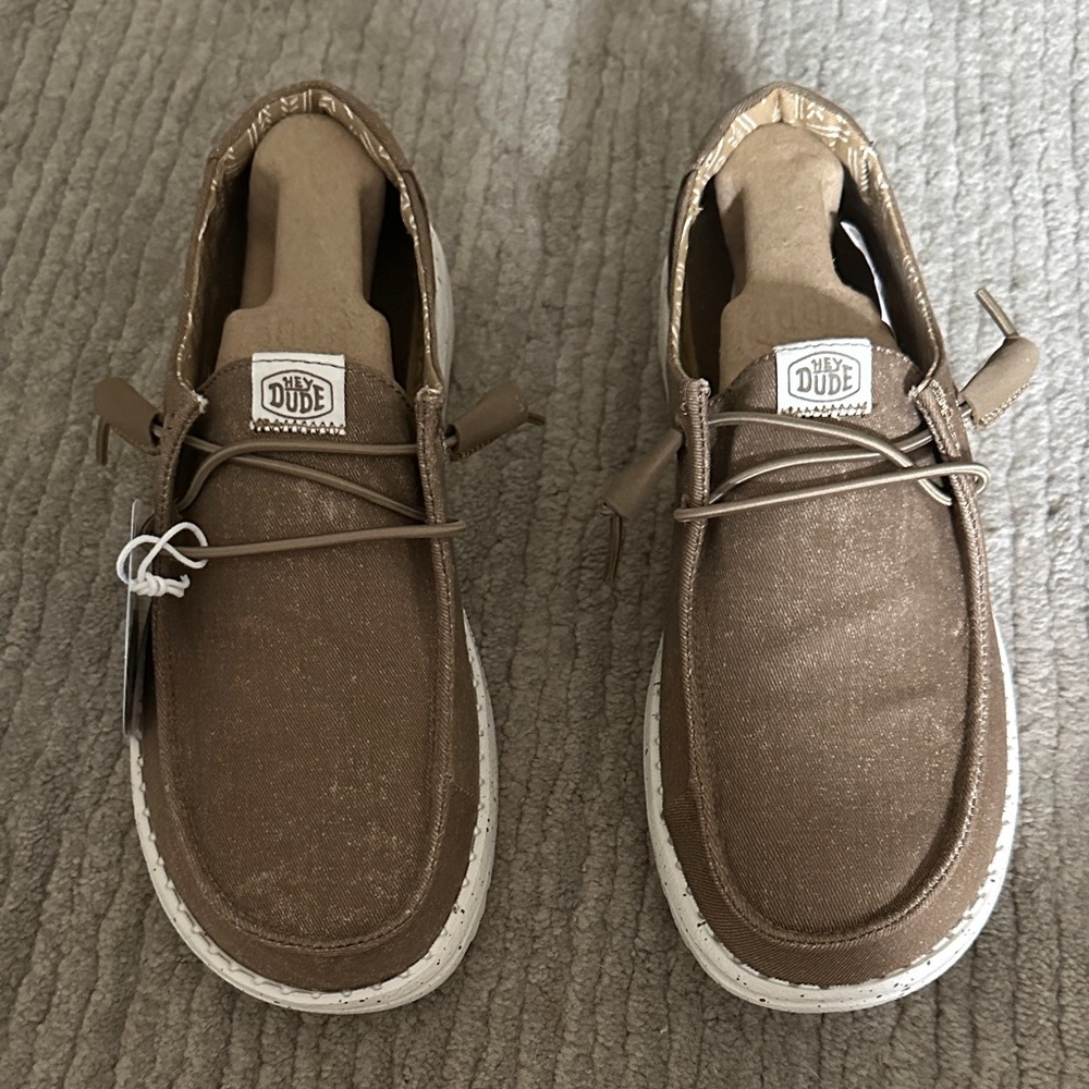 Hey Dude Women's Tan Loafers